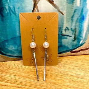 Earrings, silver plating with pearl, dangle